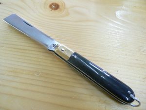 Il Tradizionale Coltello Frosolonese Mozzetta manico ABS testina ottone - 0508