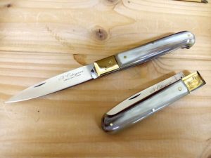 Tradizionale coltello Il Caltagirone manico corno chiaro con testina ottone 23 cm - 0404/23