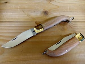 Tradizionale coltello Scarperia manico in legno di Ginepro con testina ottone 20 cm - 0398/506-2GI