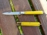 Tradizionale coltello Sfilato manico ABS giallo testina ottone 21.5 cm - 0444